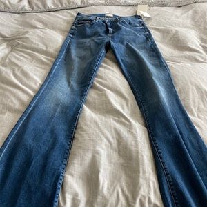 Mother Denim Weekender Fray Jeans